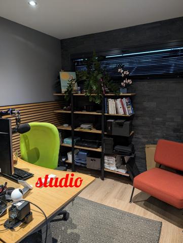 À vendre - Maison individuelle, 6 pièces située à Tours (37100)