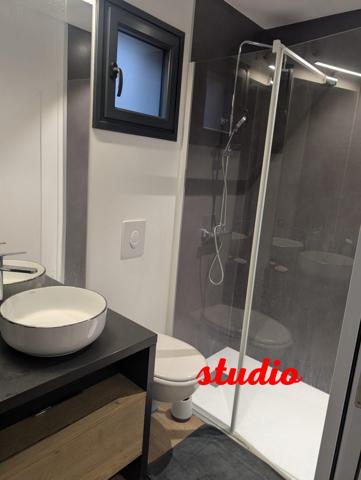 À vendre - Maison individuelle, 6 pièces située à Tours (37100)