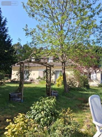 Maison à vendre à La Flèche dans la Sarthe (72200), ref : 477   
la fleche