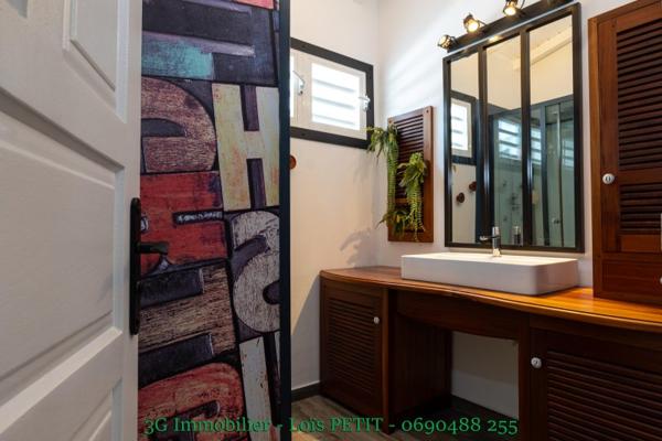 Vente / Maison T5 à Sainte-Rose (97115)