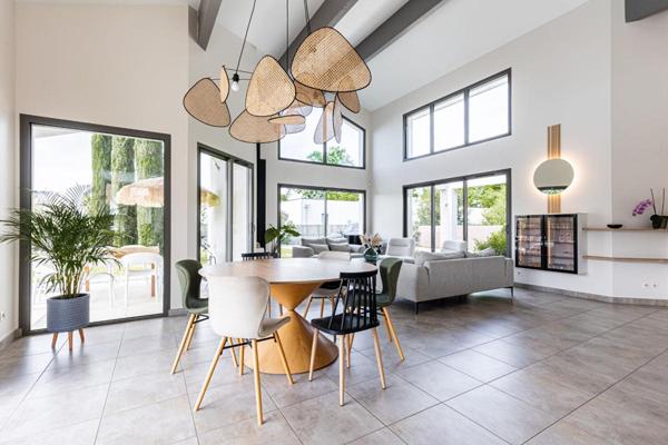 EXCLUSIVITÉ VILLA D'ARCHITECTE ENVIRONNEMENT PRIVILÉGIÉ