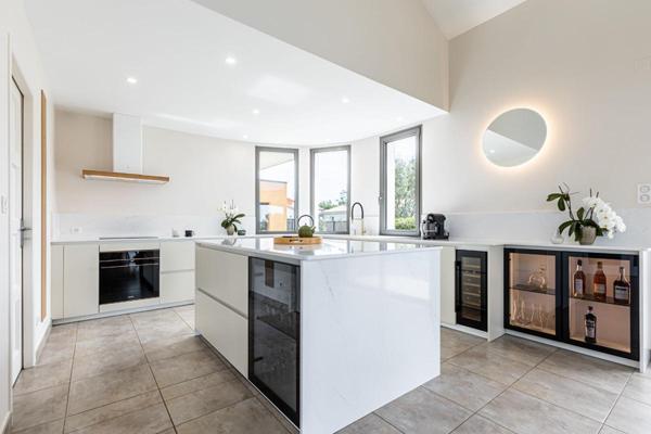 EXCLUSIVITÉ VILLA D'ARCHITECTE ENVIRONNEMENT PRIVILÉGIÉ