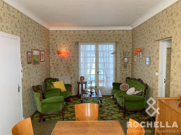 Maison 107m2, 3/4chambres, grand jardin, garage attenant, dépendance.