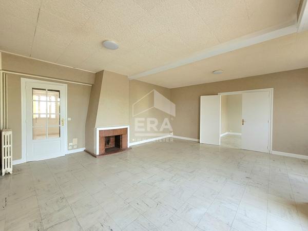 LOCATION PAU : Appartement T4 de 133M²  avec parking et balcon