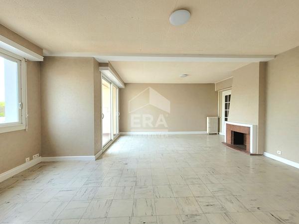 LOCATION PAU : Appartement T4 de 133M²  avec parking et balcon