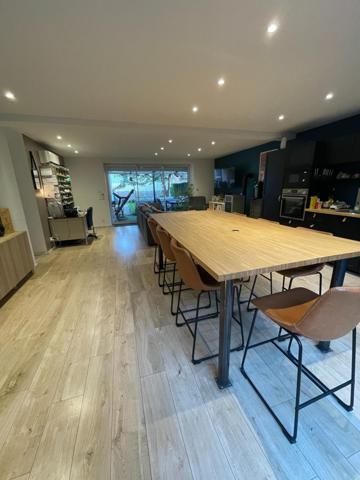 Maison de ville - 214m² - 5 pièces