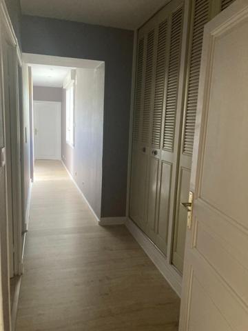 Maison de ville - 214m² - 5 pièces