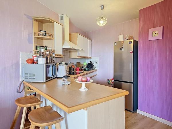 Appartement lumineux 2 chambres, grand balcon et box fermé