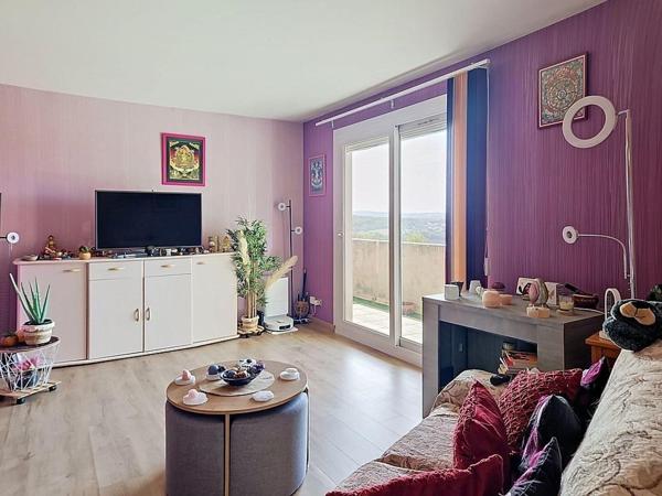 Appartement lumineux 2 chambres, grand balcon et box fermé