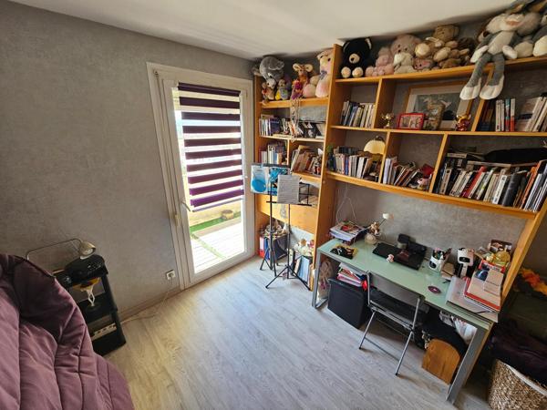 Appartement lumineux 2 chambres, grand balcon et box fermé