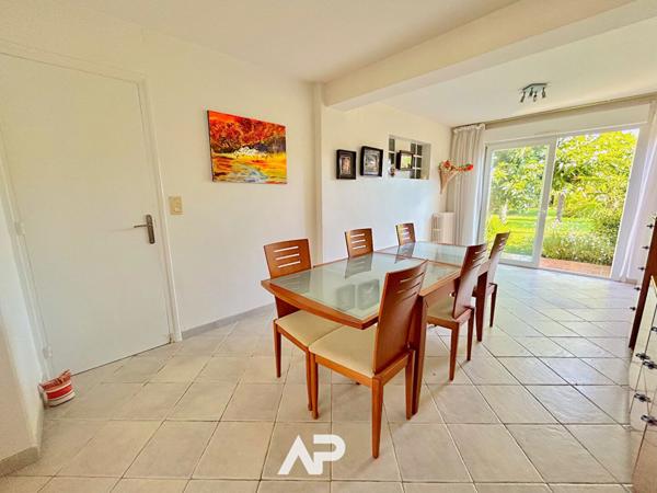 Maison familiale - jardin à Châtelaillon-Plage €497 659 ** - Référence MR640ED