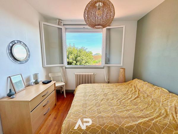 Maison familiale - jardin à Châtelaillon-Plage €497 659 ** - Référence MR640ED