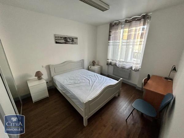Appartement à louer 2 pièces 44.17m² Cholet (49300)