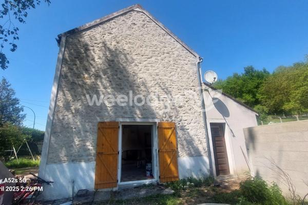 Maison à vendre 5 pièces de 123 m² à Souppes-sur-Loing