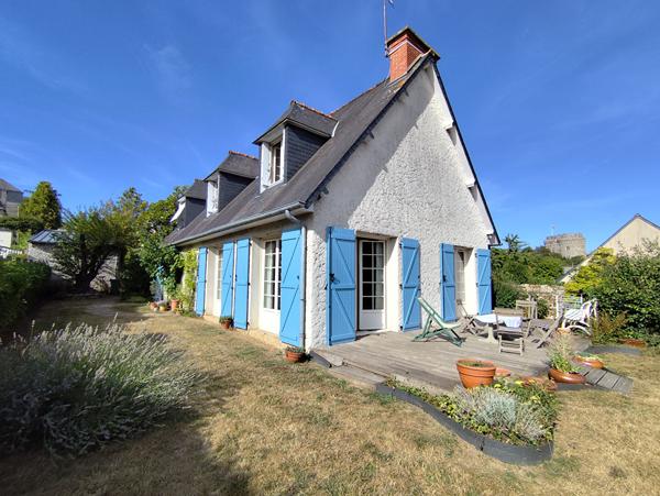 Cadre enchanteur à Dinan - Maison de plain-pied, jardin clos, vue sur le château