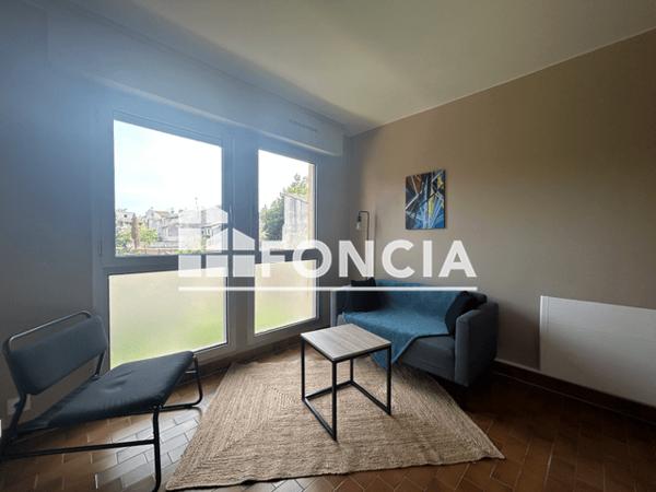 Location Studio 29.75 m² - AVENUE GEORGES POMPIDOU Uzes 30700