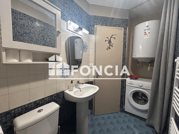 Location Studio 29.75 m² - AVENUE GEORGES POMPIDOU Uzes 30700