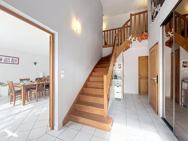 Maison à vendre 367 488 € Montlouis-sur-Loire 7 p 142 m² DPE D