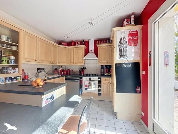 Maison à vendre 367 488 € Montlouis-sur-Loire 7 p 142 m² DPE D