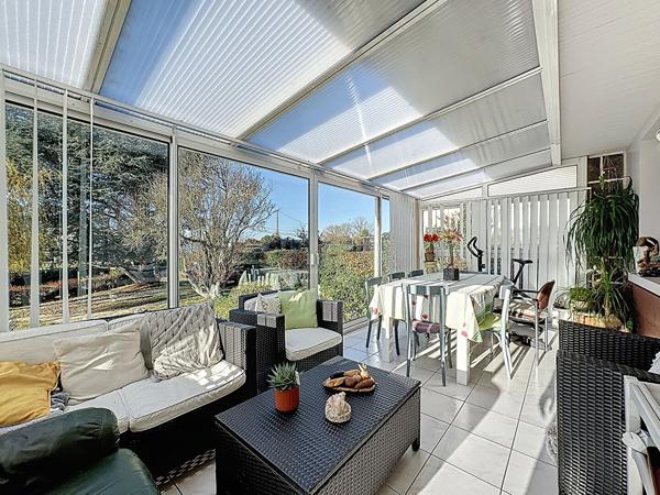 Belle maison familiale avec sous-sol total et accès indépendant à l'étage sur Hillion