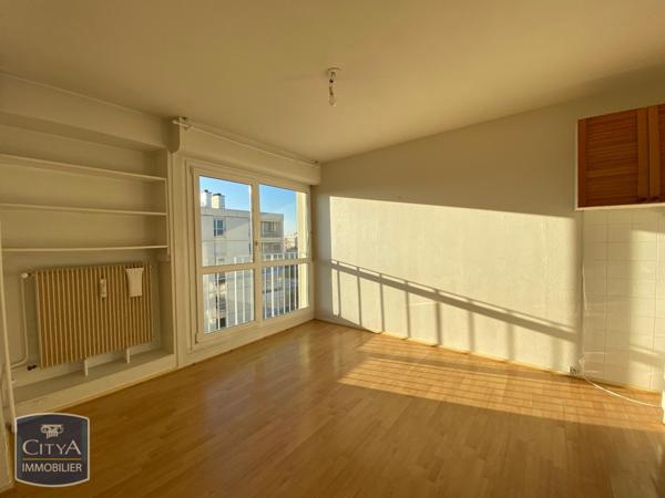 Appartement à louer 1 pièce 34.08m²