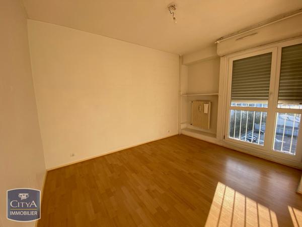 Appartement à louer 1 pièce 34.08m²