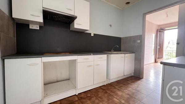Appartement T4 à vendre  4 pièces - 97,97 m2 CALMELS ET LE VIALA - 12