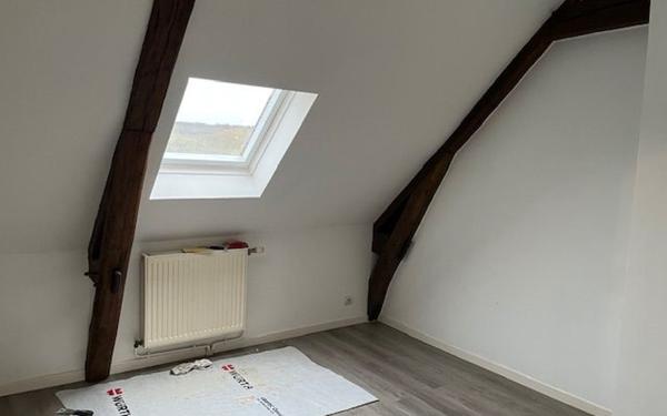 Maison à louer    4 pièces •  Festieux