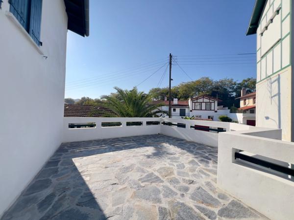 MAISON MITOYENNE NEUVE - QUARTIER PRISÉ DES HAUTS DE SAINT-CHARLES