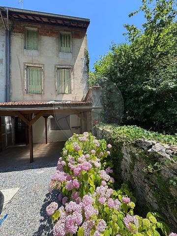 Maison 3 chambre(s) à vendre - Nantua, Ain - 01
