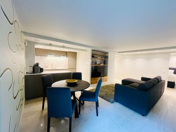 "Versailles Clagny" Élégant 2 pièces meublé au sein d'une propriété privée sécurisée ! Loyer 1 395 €/mois charges comprises **  - Référence  27444