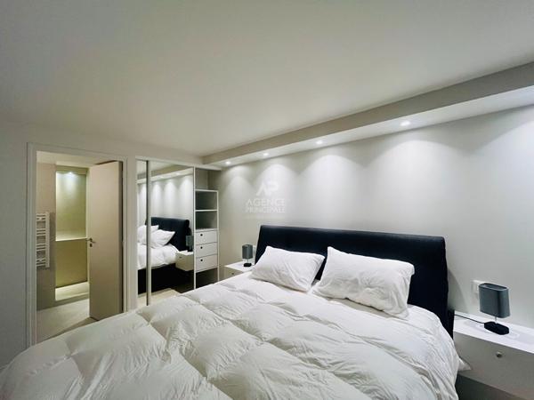 "Versailles Clagny" Élégant 2 pièces meublé au sein d'une propriété privée sécurisée ! Loyer 1 395 €/mois charges comprises **  - Référence  27444