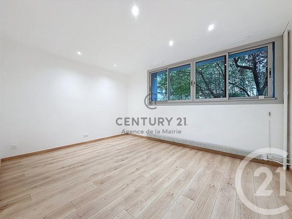Appartement F3 à vendre  3 pièces - 53,23 m 2   CHARENTON LE PONT  - 94