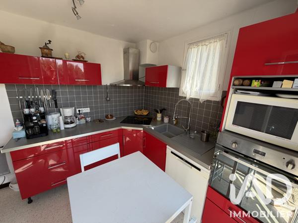 Maison à vendre 5 pièces 104 m² Sainte-Tulle