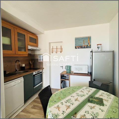 Appartement au rez-de-chaussée, 200 mètres de la plage.