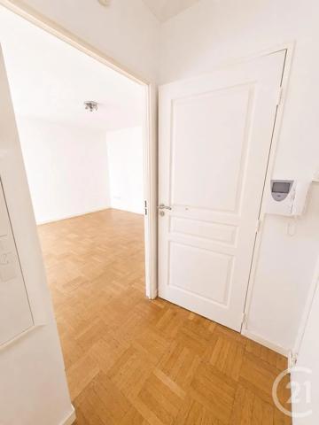 Appartement F2 à vendre  2 pièces - 42,64 m 2   L ISLE ADAM  - 95