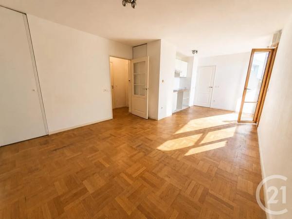 Appartement F2 à vendre  2 pièces - 42,64 m 2   L ISLE ADAM  - 95