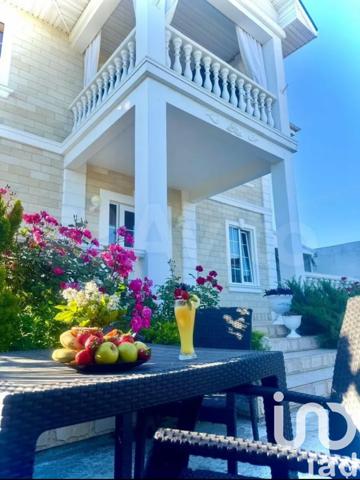 Maison à vendre 7 pièces 270 m² La Seyne-sur-Mer