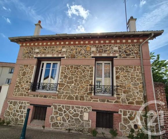 Maison à vendre  4 pièces - 93,79 m 2   GARGES LES GONESSE  - 95