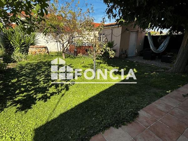 Location Maison 5 pièces 101.4 m² - 20 RUE PIERRE ET MARIE CURIE Ouveillan 11590