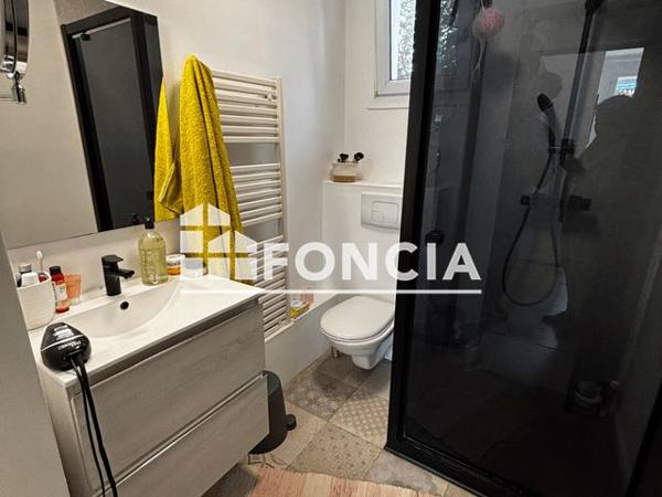 Location Maison 5 pièces 101.4 m² - 20 RUE PIERRE ET MARIE CURIE Ouveillan 11590