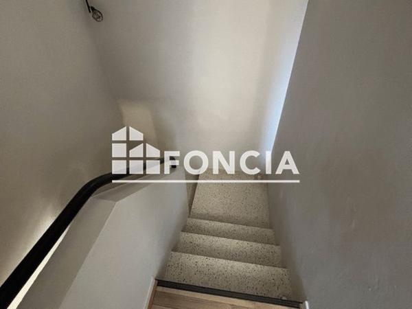 Location Maison 5 pièces 101.4 m² - 20 RUE PIERRE ET MARIE CURIE Ouveillan 11590