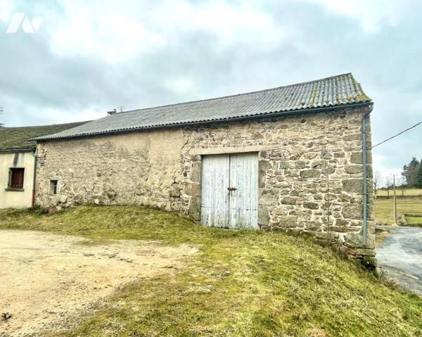 A VENDRE CORPS DE FERME A RENOVER - SARROUL 48200