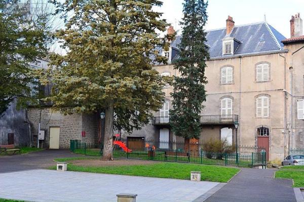 Achat - Appartement Thiers 63300 4 pièces 77 m 2