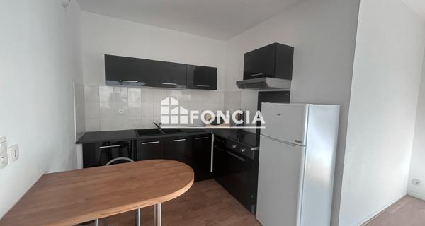 Location Appartement meublé 2 pièces 48.63 m² - La Roche-sur-yon 85000