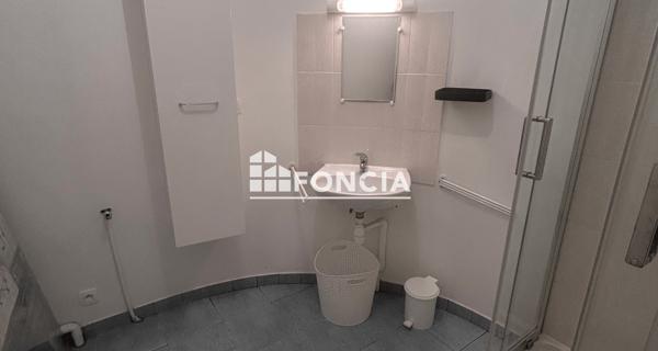 Location Appartement meublé 2 pièces 48.63 m² - La Roche-sur-yon 85000