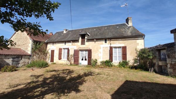 Jolie fermette à rénover située à l'ouest de Châtellerault.