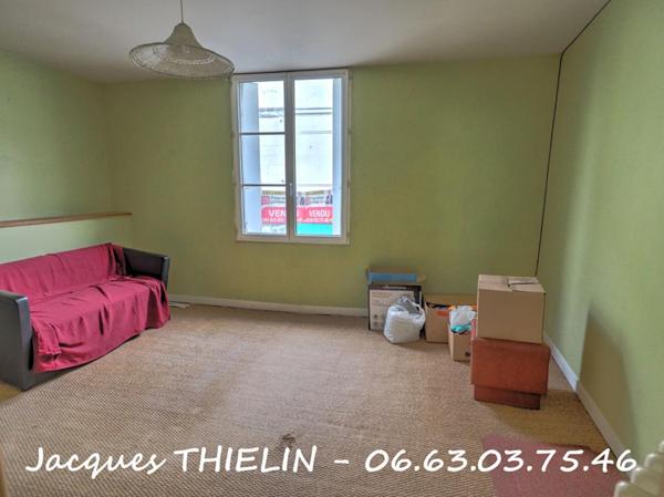 IMMEUBLE A RENOVER EN COEUR DE VILLE !!!