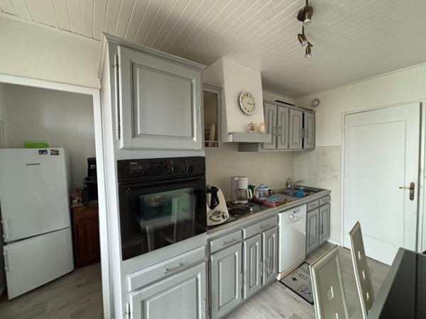 Lumineux T4 en étage élevé avec Vue Dégagée