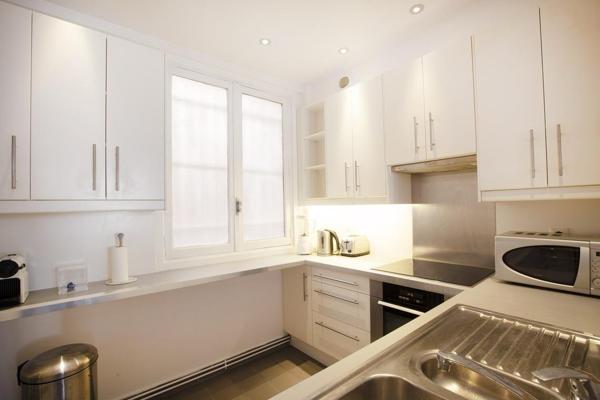 Paris (75016) BEAU GRAND 2P DE 59M2 A PARIS 16EME